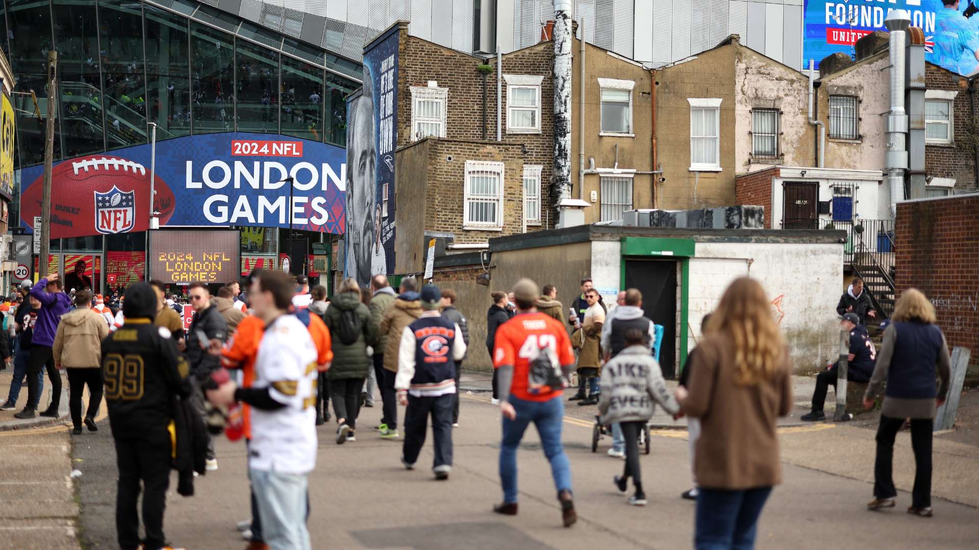 fans at tottenham hotspur stadium london nfl tickets